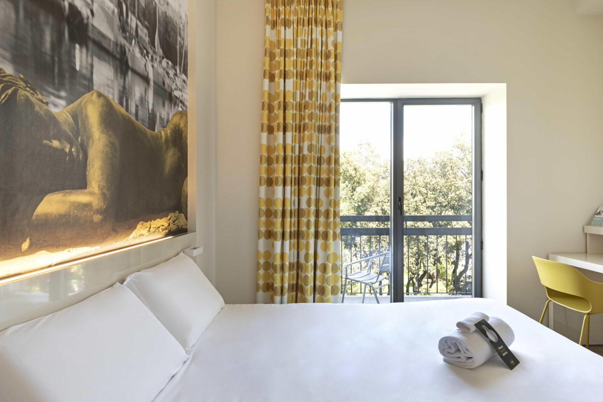 บีแอนด์บี โฮเต็ล มิโร ซาโวนา Hotel ภายนอก รูปภาพ