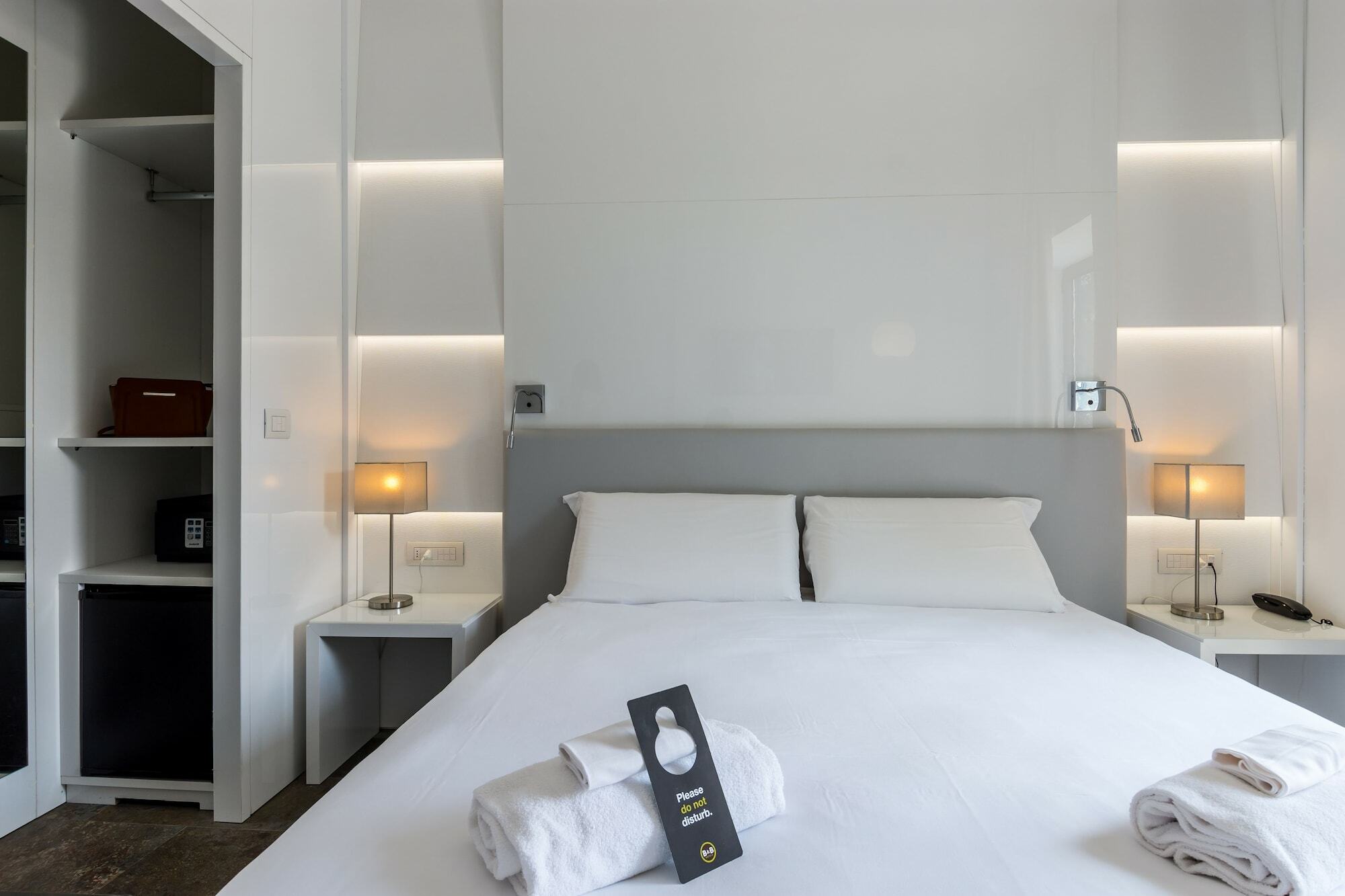 บีแอนด์บี โฮเต็ล มิโร ซาโวนา Hotel ภายนอก รูปภาพ